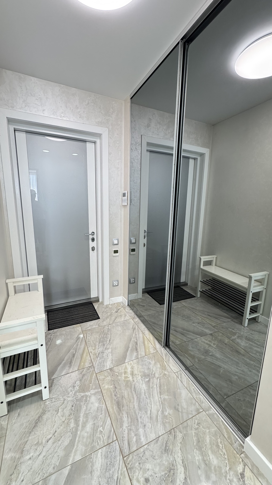 Продажа 2-комнатной квартиры 68 м²