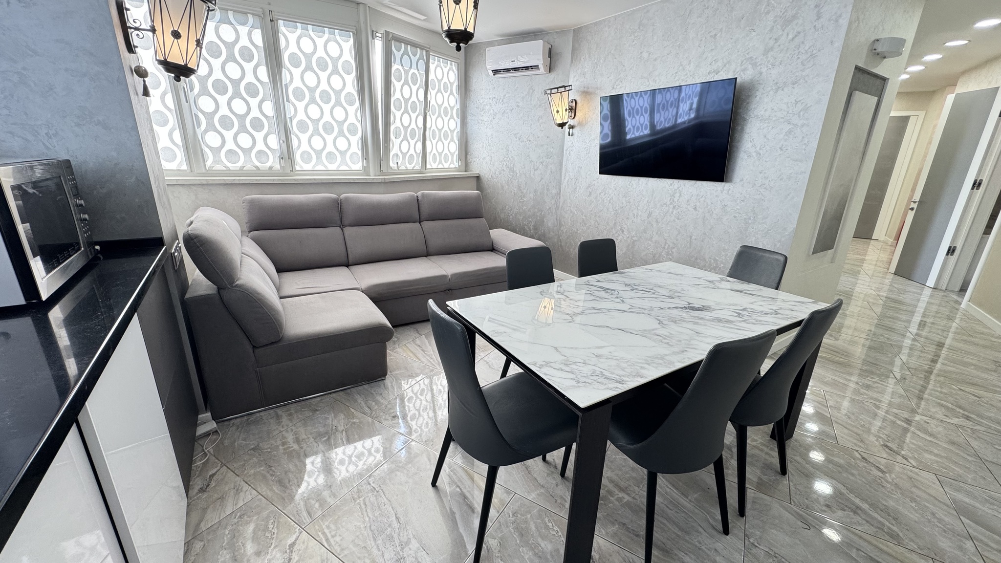 Продажа 2-комнатной квартиры 68 м²