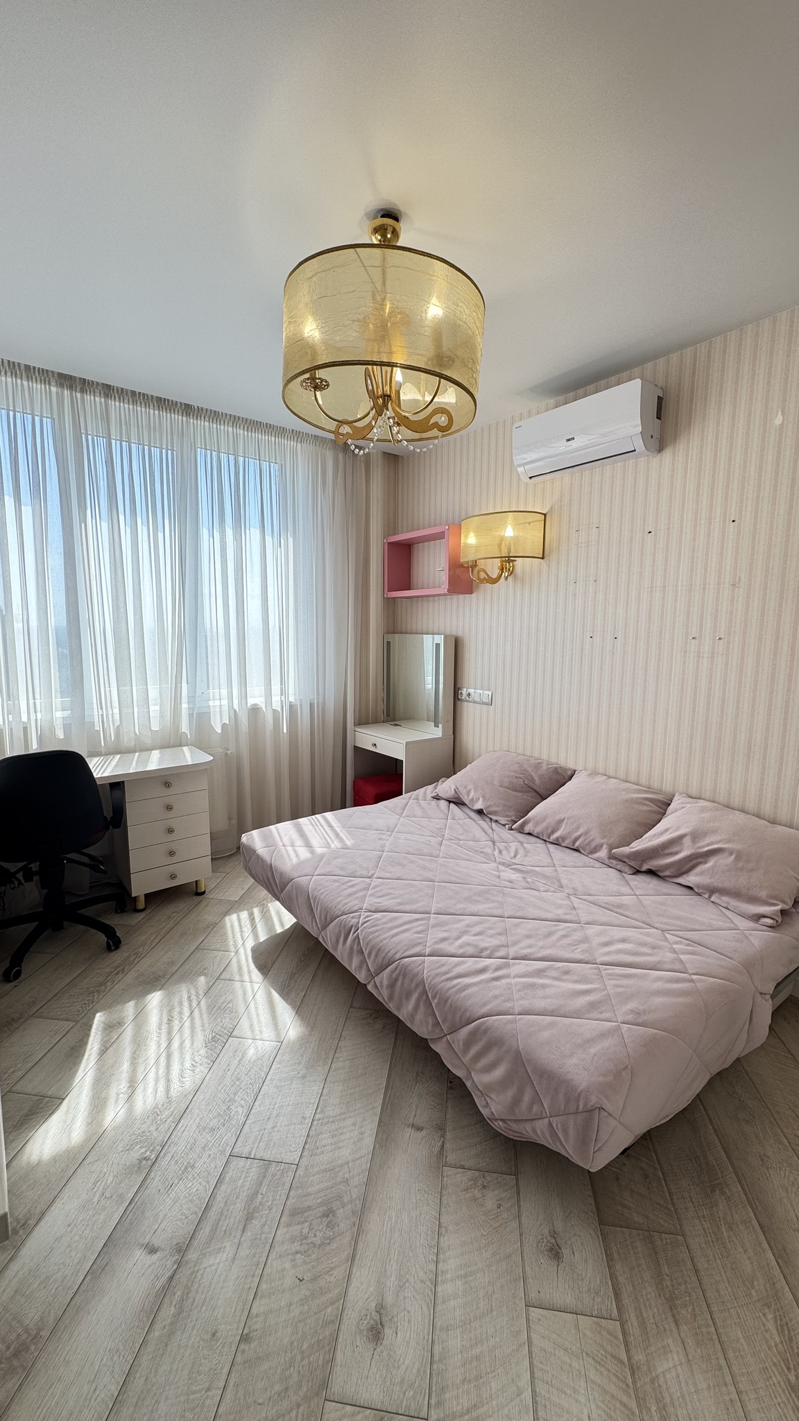 Продажа 2-комнатной квартиры 68 м²