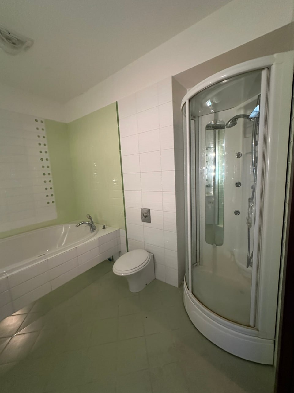 Продаж 3-кімнатної квартири 130 м², Новосельского вул., 69/71