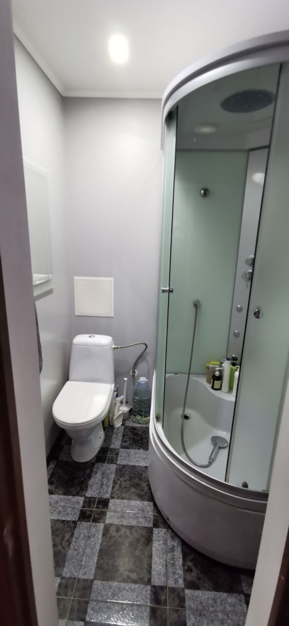 Продаж 4-кімнатної квартири 84 м²