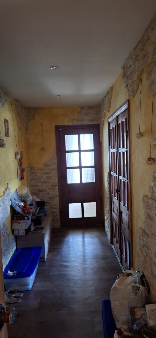 Продаж 4-кімнатної квартири 84 м²
