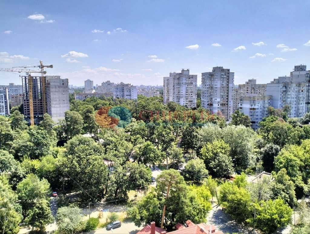 Продаж 4-кімнатної квартири 101.4 м², Івана Крамського вул., 9