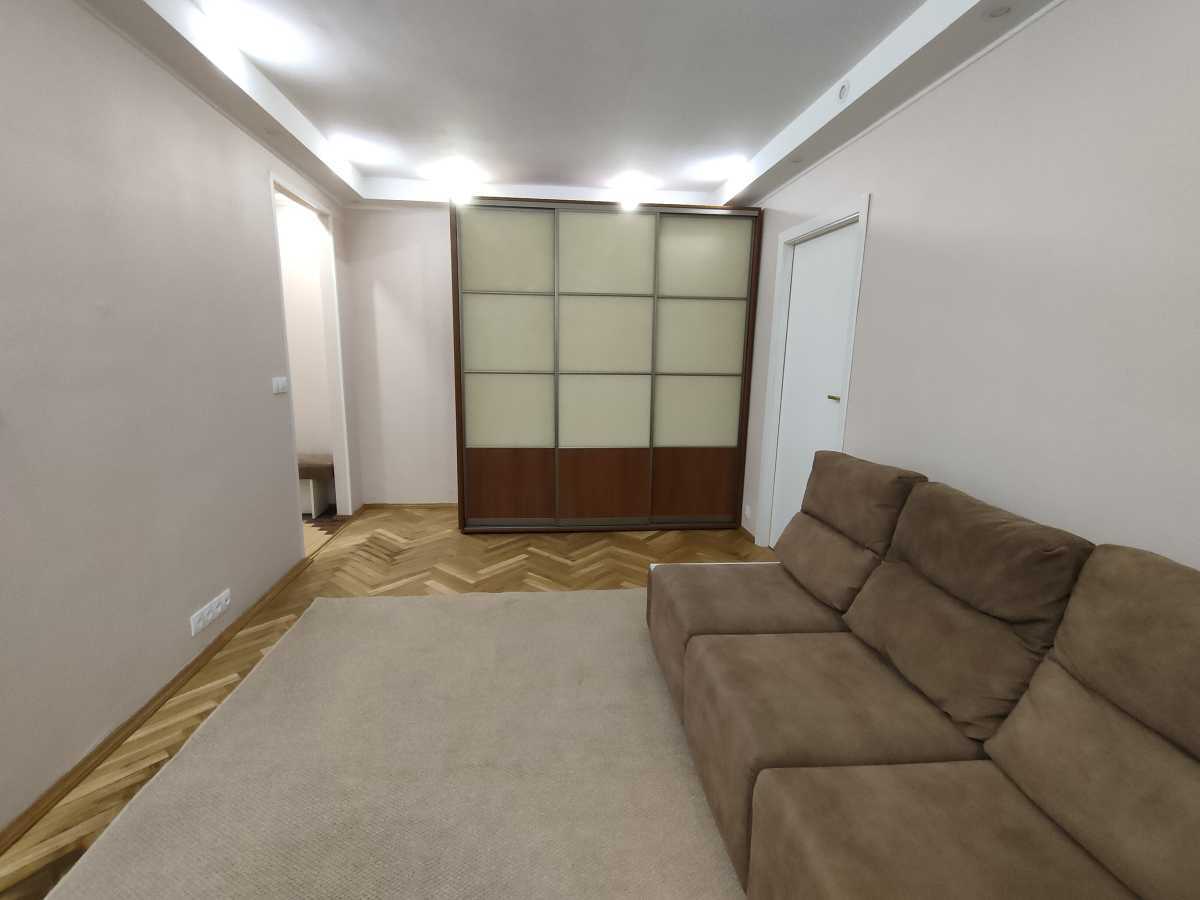 Оренда 2-кімнатної квартири 45 м², Джона Маккейна вул., 9