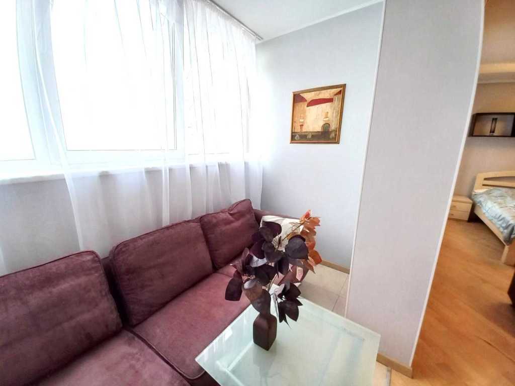 Продаж 2-кімнатної квартири 56 м², Харківське шосе, 56