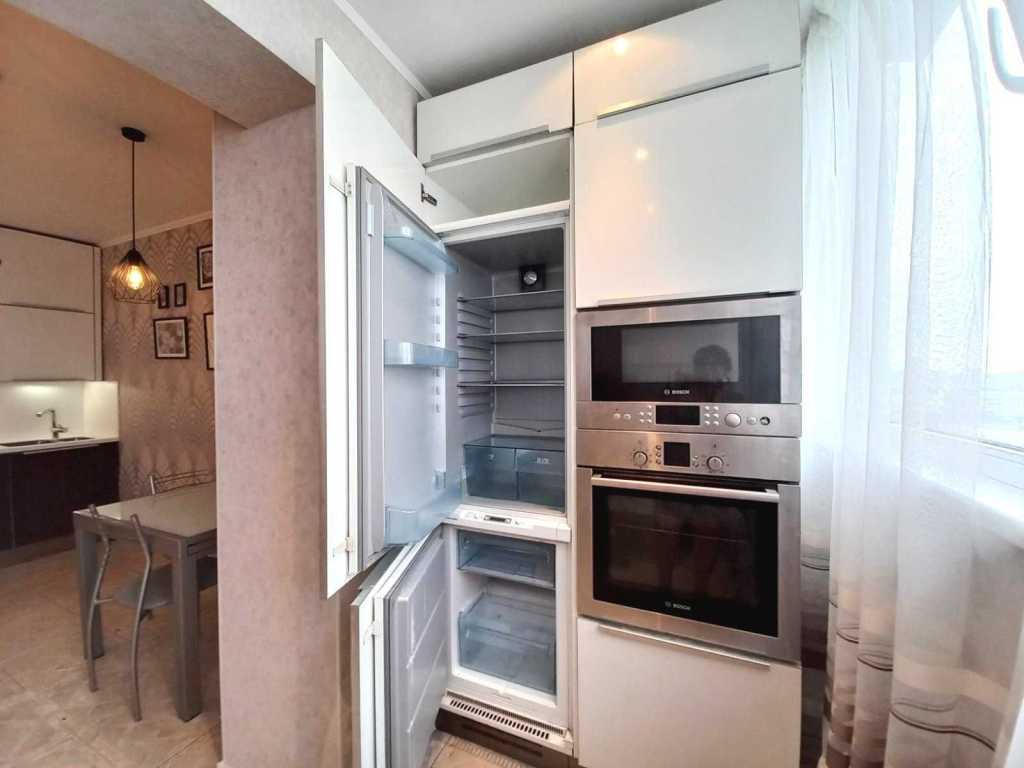 Продаж 2-кімнатної квартири 56 м², Харківське шосе, 56