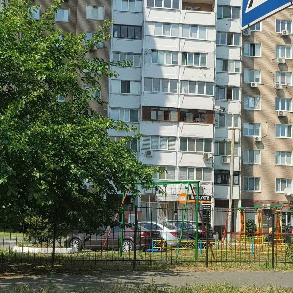 Продаж 2-кімнатної квартири 56 м², Харківське шосе, 56