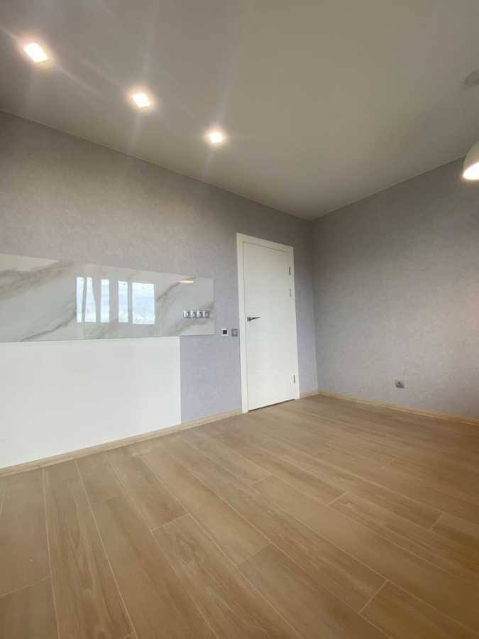 Продаж 2-кімнатної квартири 66 м², Михайла Максимовича вул., 9В