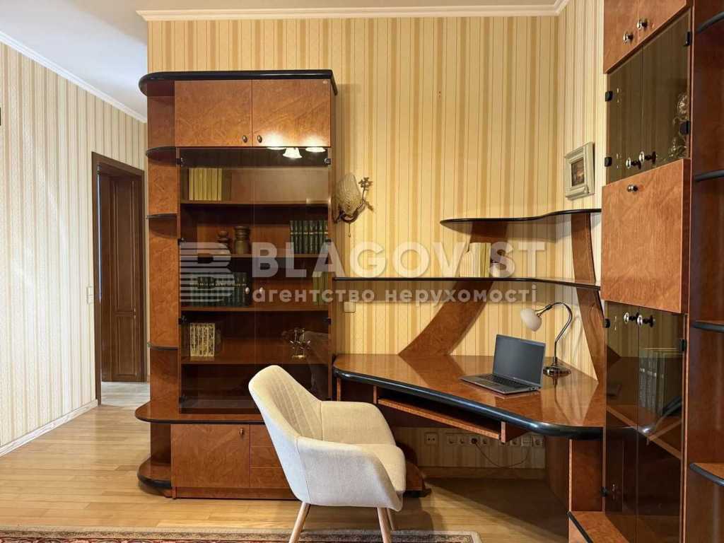 Оренда 4-кімнатної квартири 160 м², Виноградний пров., 4