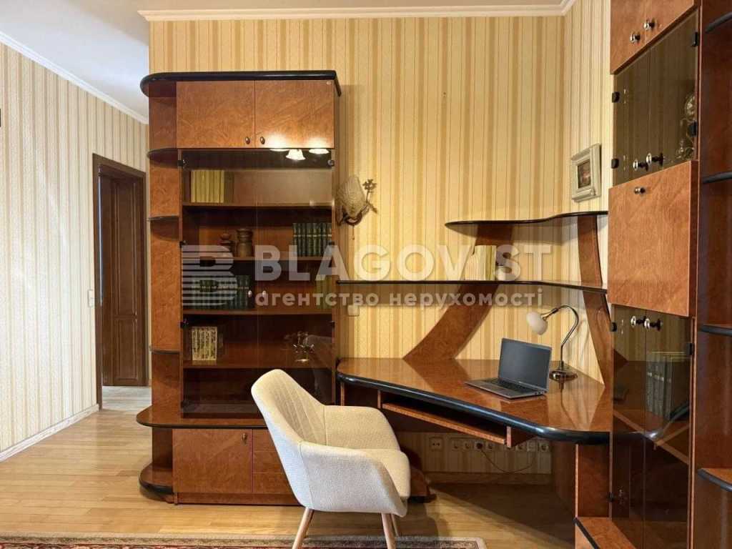 Оренда 4-кімнатної квартири 160 м², Виноградний пров., 4