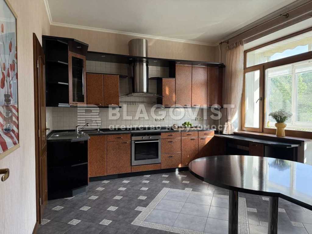 Оренда 4-кімнатної квартири 160 м², Виноградний пров., 4