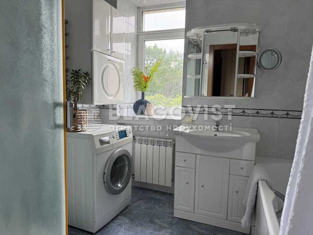 Оренда 4-кімнатної квартири 160 м², Виноградний пров., 4