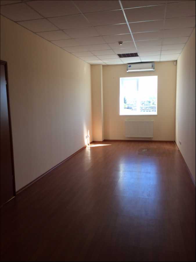 Оренда офісу 286.6 м², Вікентія Хвойки вул., 21