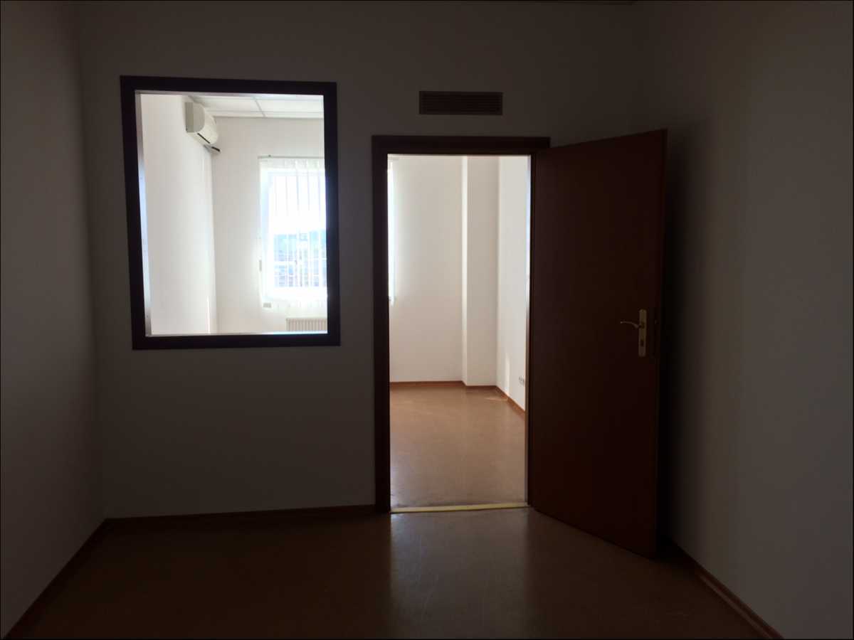 Оренда офісу 286.6 м², Вікентія Хвойки вул., 21