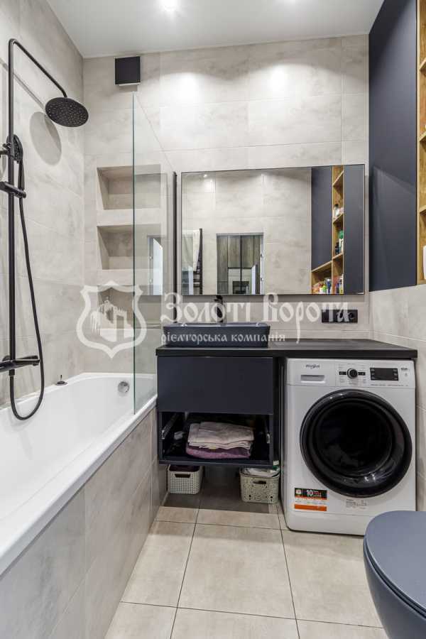 Продажа 2-комнатной квартиры 85 м², Каховская ул., 62