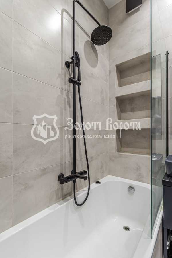 Продажа 2-комнатной квартиры 85 м², Каховская ул., 62