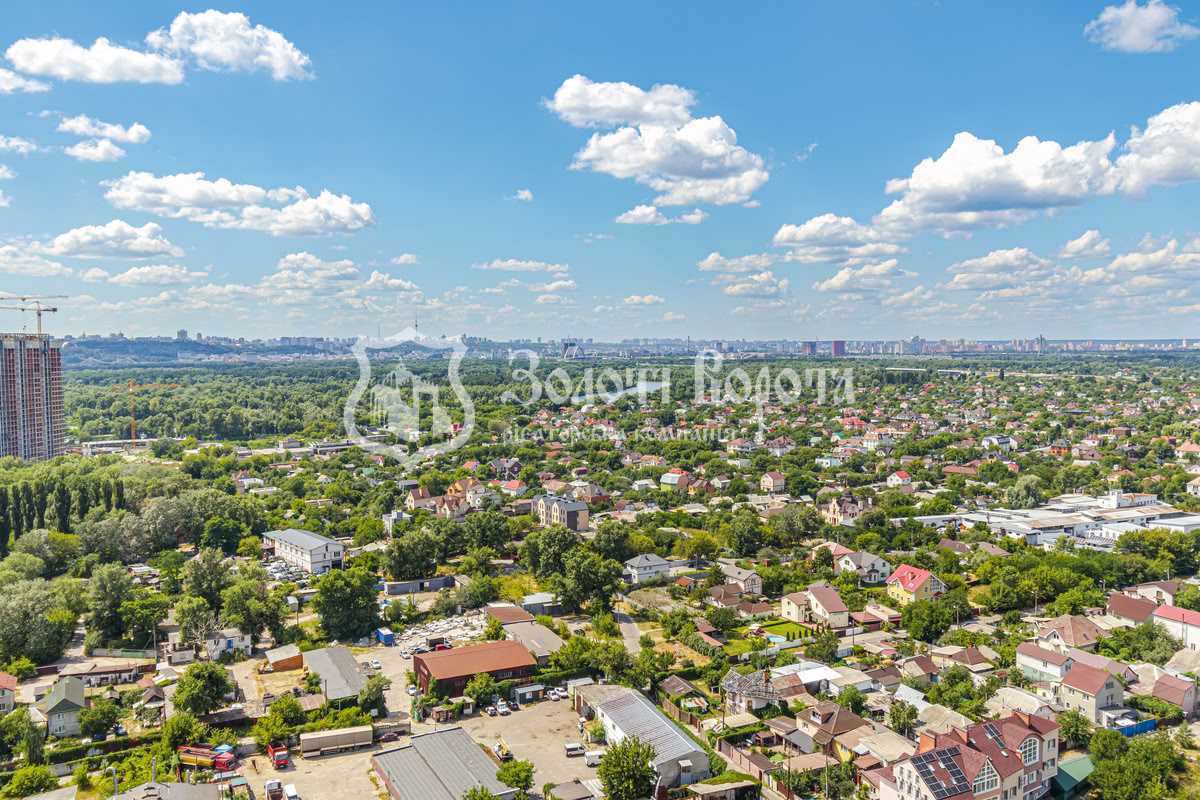Продажа 2-комнатной квартиры 85 м², Каховская ул., 62