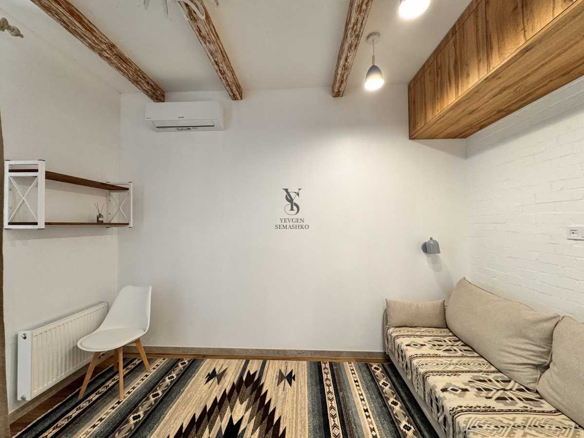 Оренда 1-кімнатної квартири 42 м², Микільсько-Слобідська вул., 11