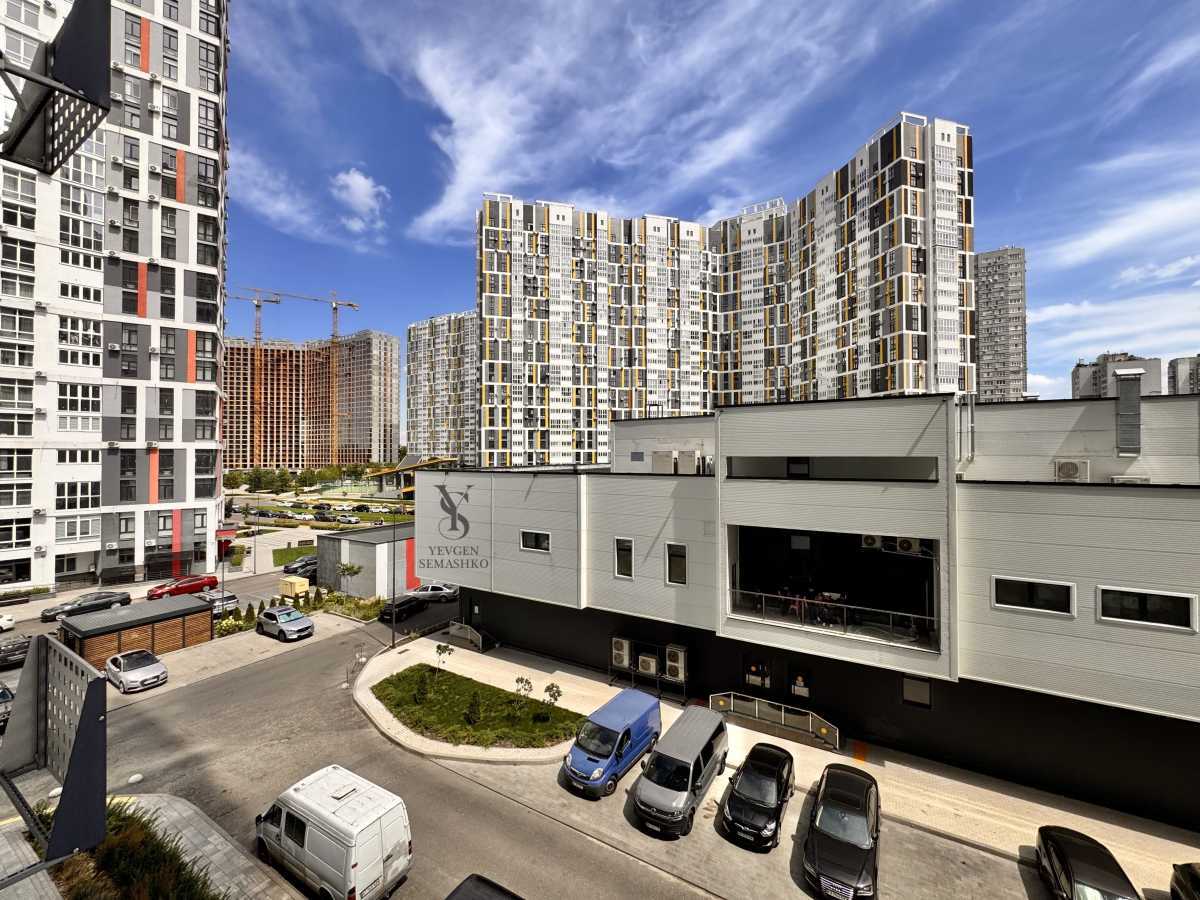 Оренда 1-кімнатної квартири 42 м², Микільсько-Слобідська вул., 11