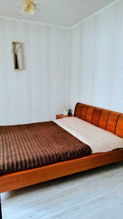 Аренда 3-комнатной квартиры 70 м², Михаила Донца ул., Драгоманова, 6/1