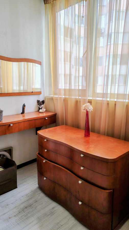 Аренда 3-комнатной квартиры 70 м², Михаила Донца ул., Драгоманова, 6/1