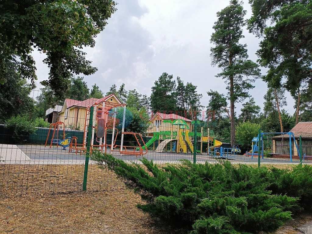 Оренда будинку 340 м², Центральна вул.