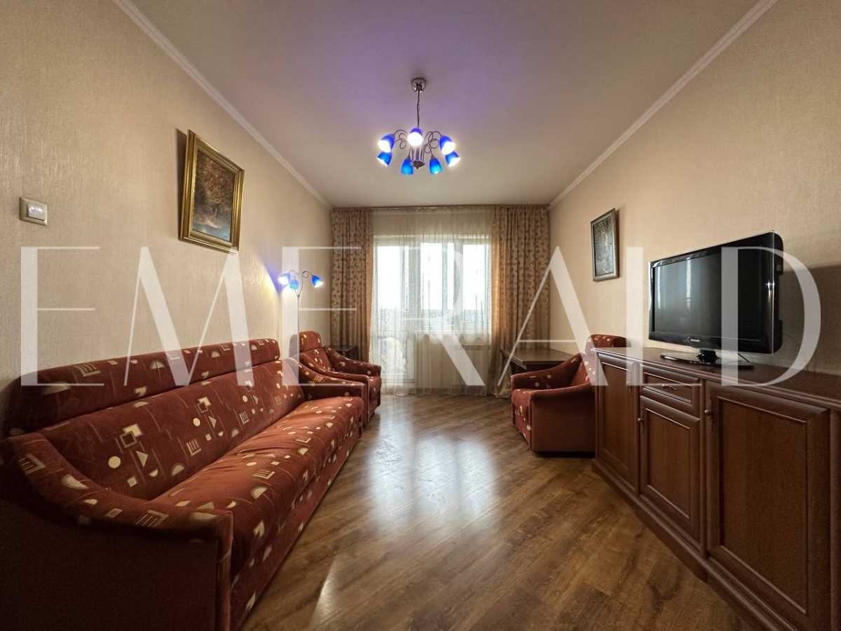 Продаж 2-кімнатної квартири 60.3 м², Архітектора Ніколаєва вул., 9А