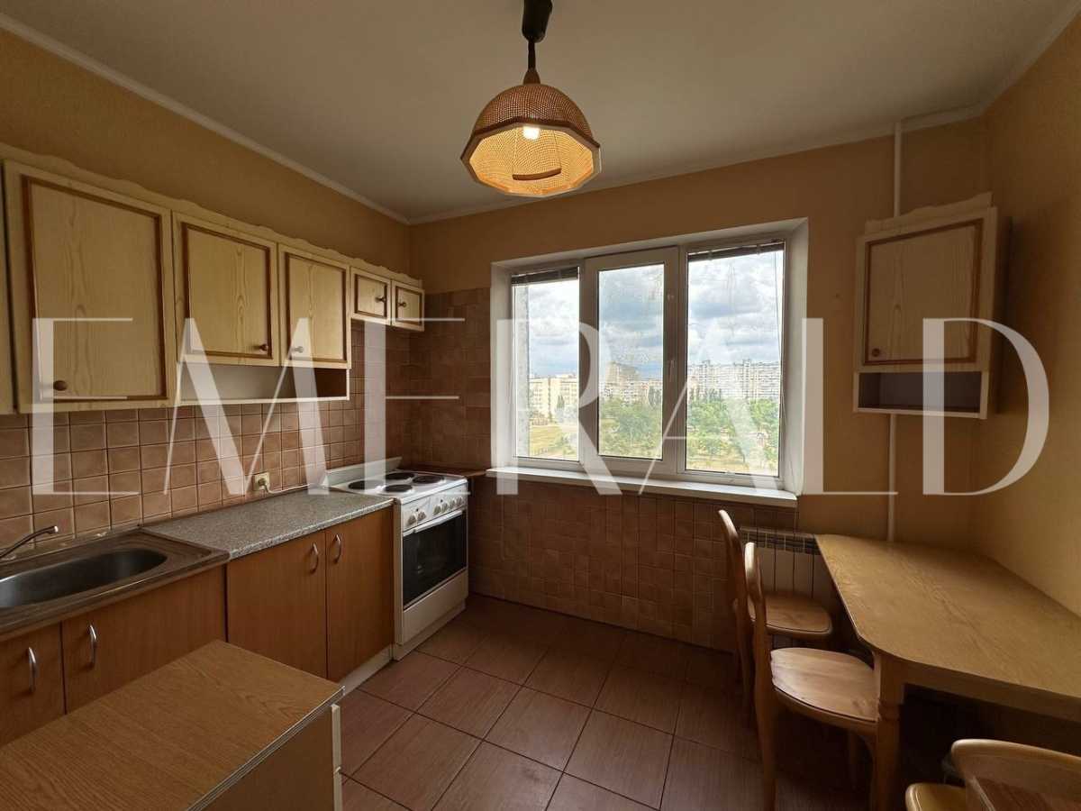 Продаж 2-кімнатної квартири 60.3 м², Архітектора Ніколаєва вул., 9А