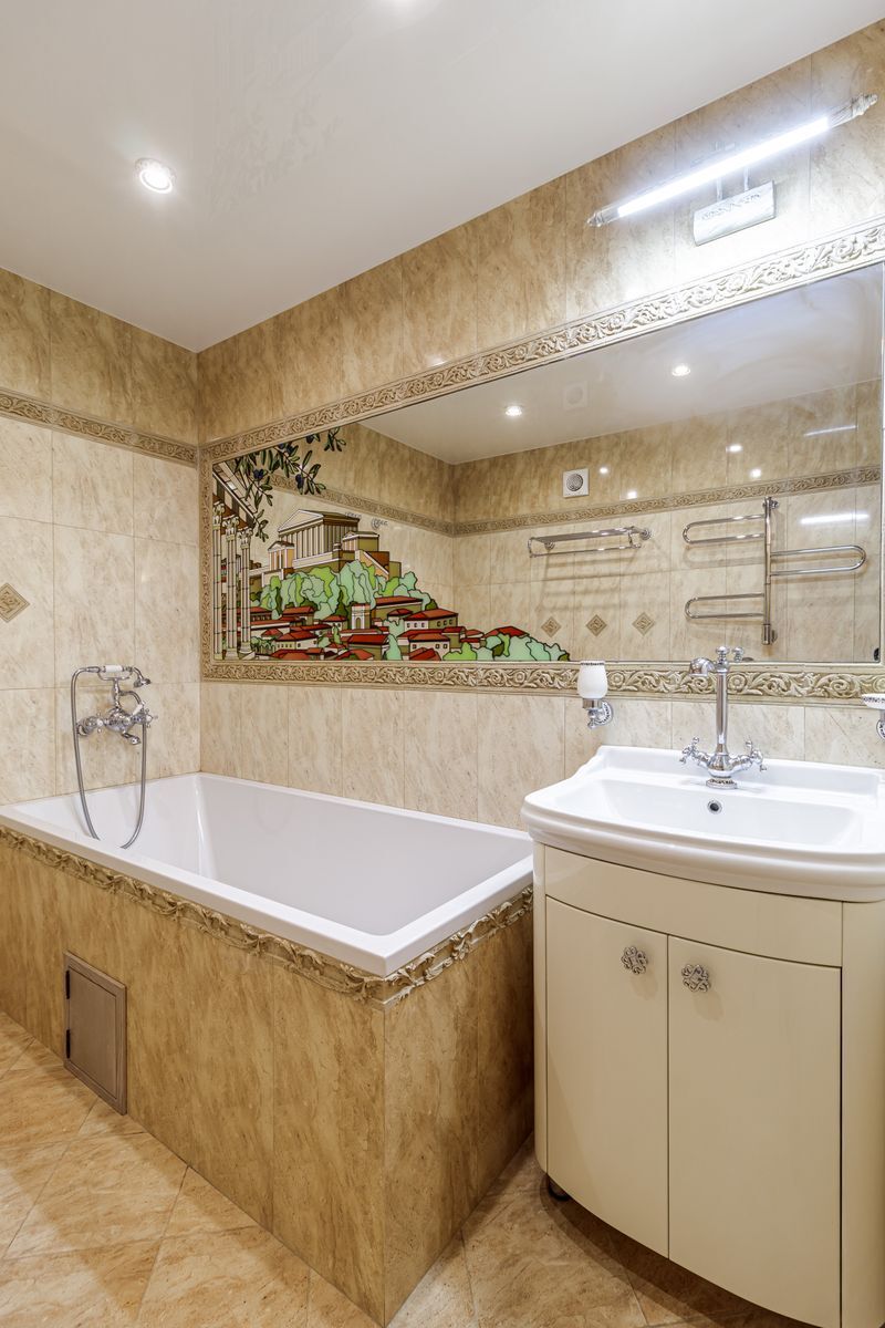 Продажа 5-комнатной квартиры 172 м², Боголюбова ул., 16