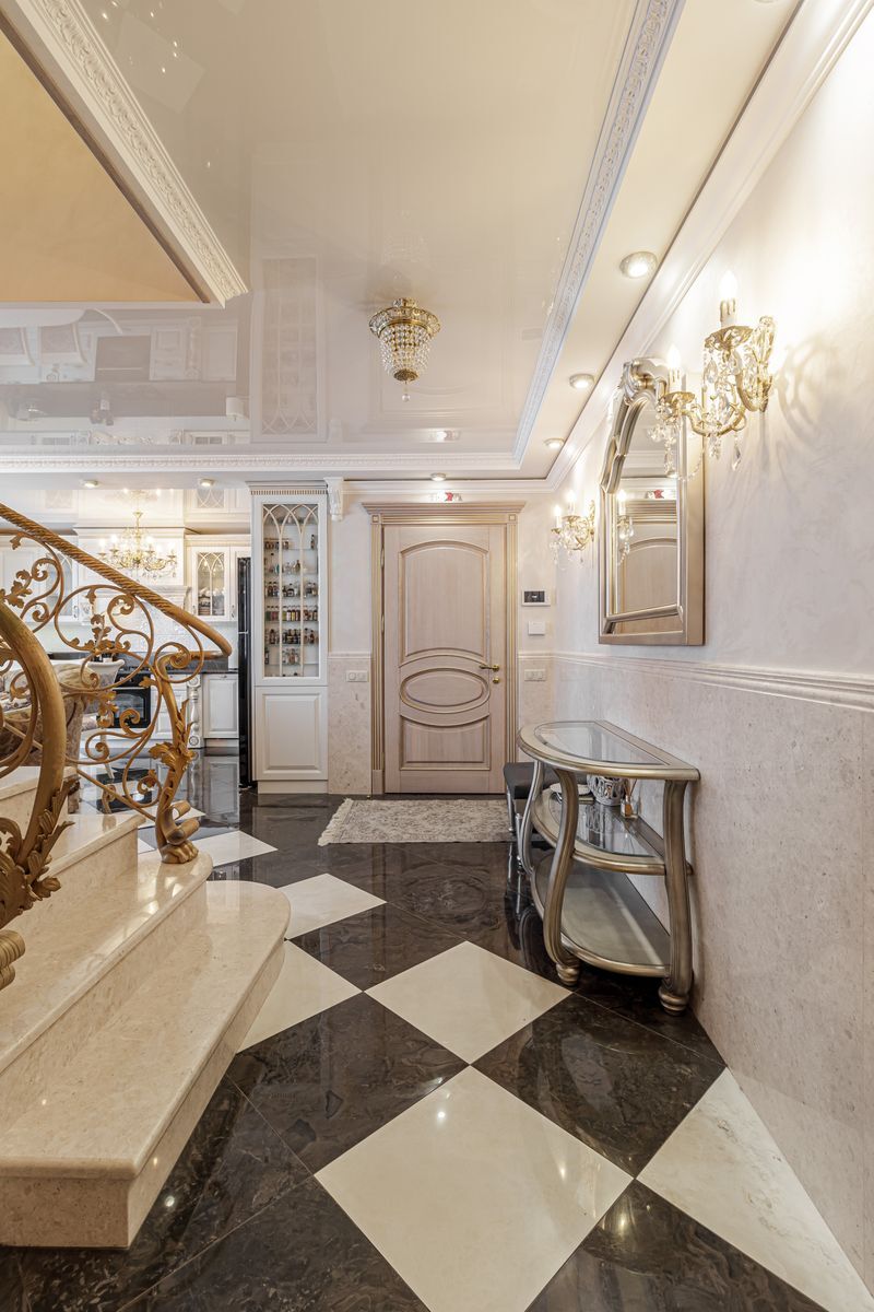 Продажа 5-комнатной квартиры 172 м², Боголюбова ул., 16