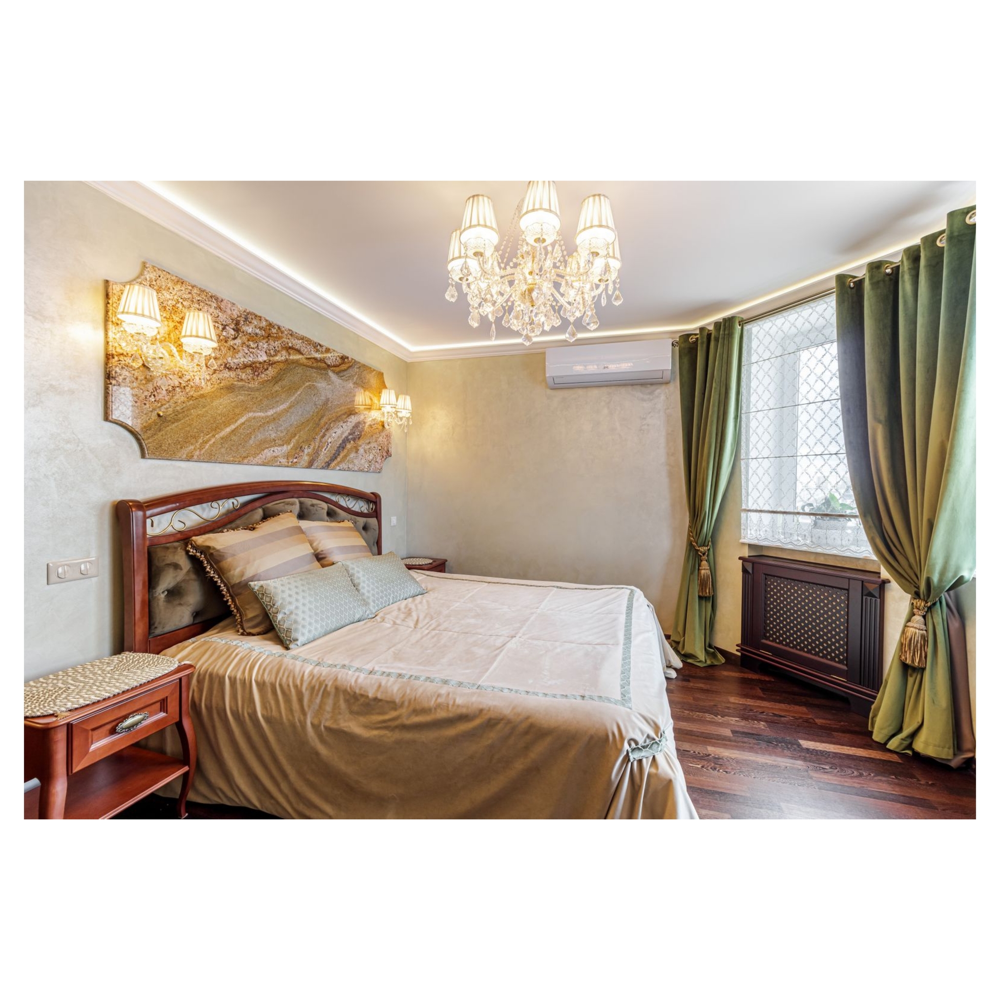 Продажа 5-комнатной квартиры 172 м², Боголюбова ул., 16