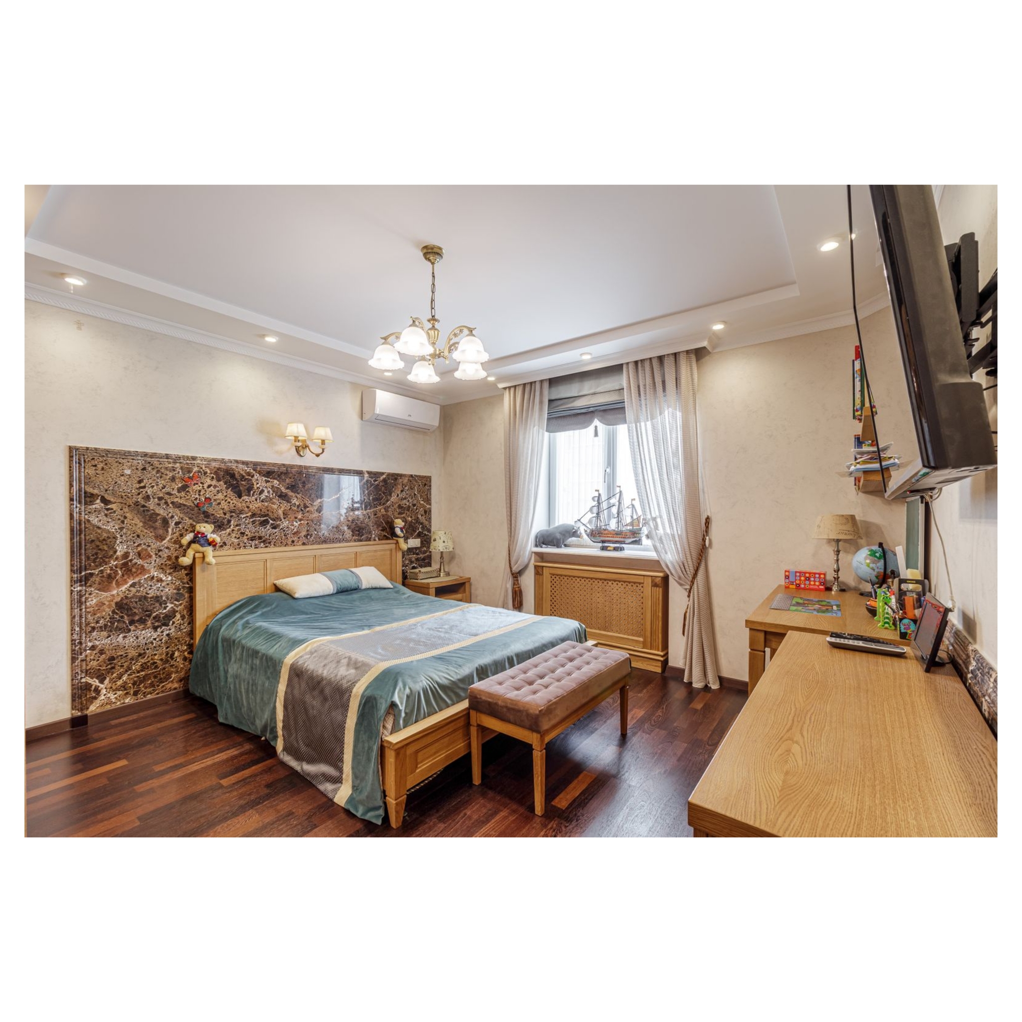 Продажа 5-комнатной квартиры 172 м², Боголюбова ул., 16