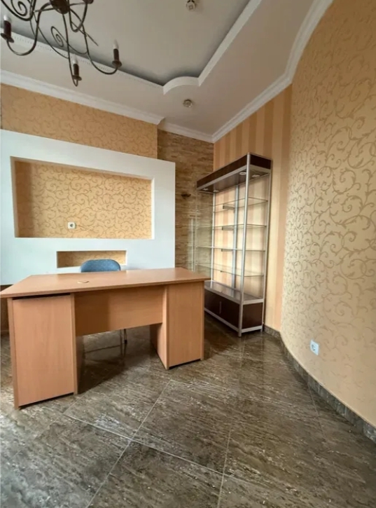 Оренда приміщення вільного призначення 120 м², Генуэзская вул.
