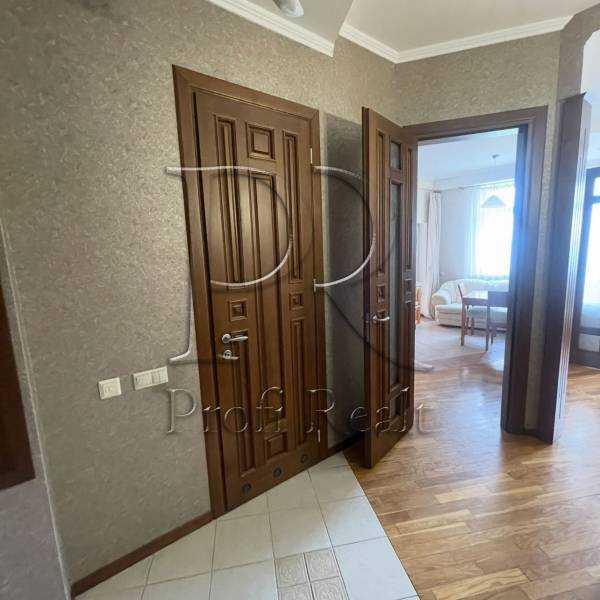 Продажа 1-комнатной квартиры 55 м², Евгения Коновальца ул., 36Б