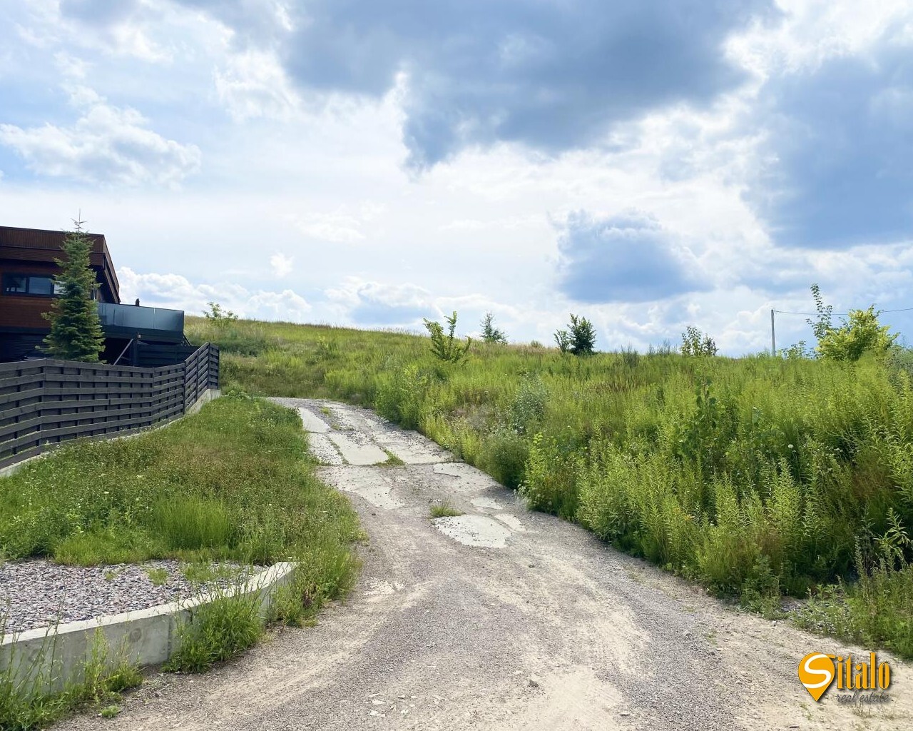 Продаж ділянки під індивідуальне житлове будівництво 22.4 соток
