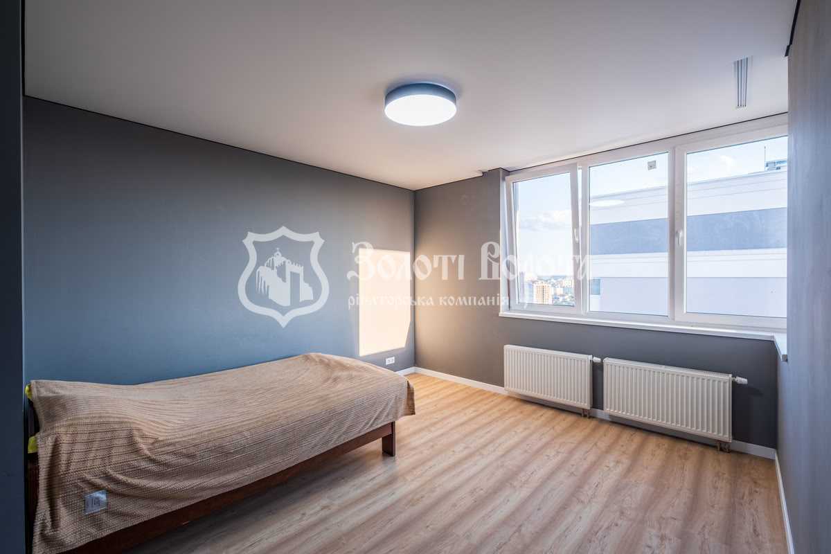 Продажа 3-комнатной квартиры 99.2 м², Соборная ул., 18