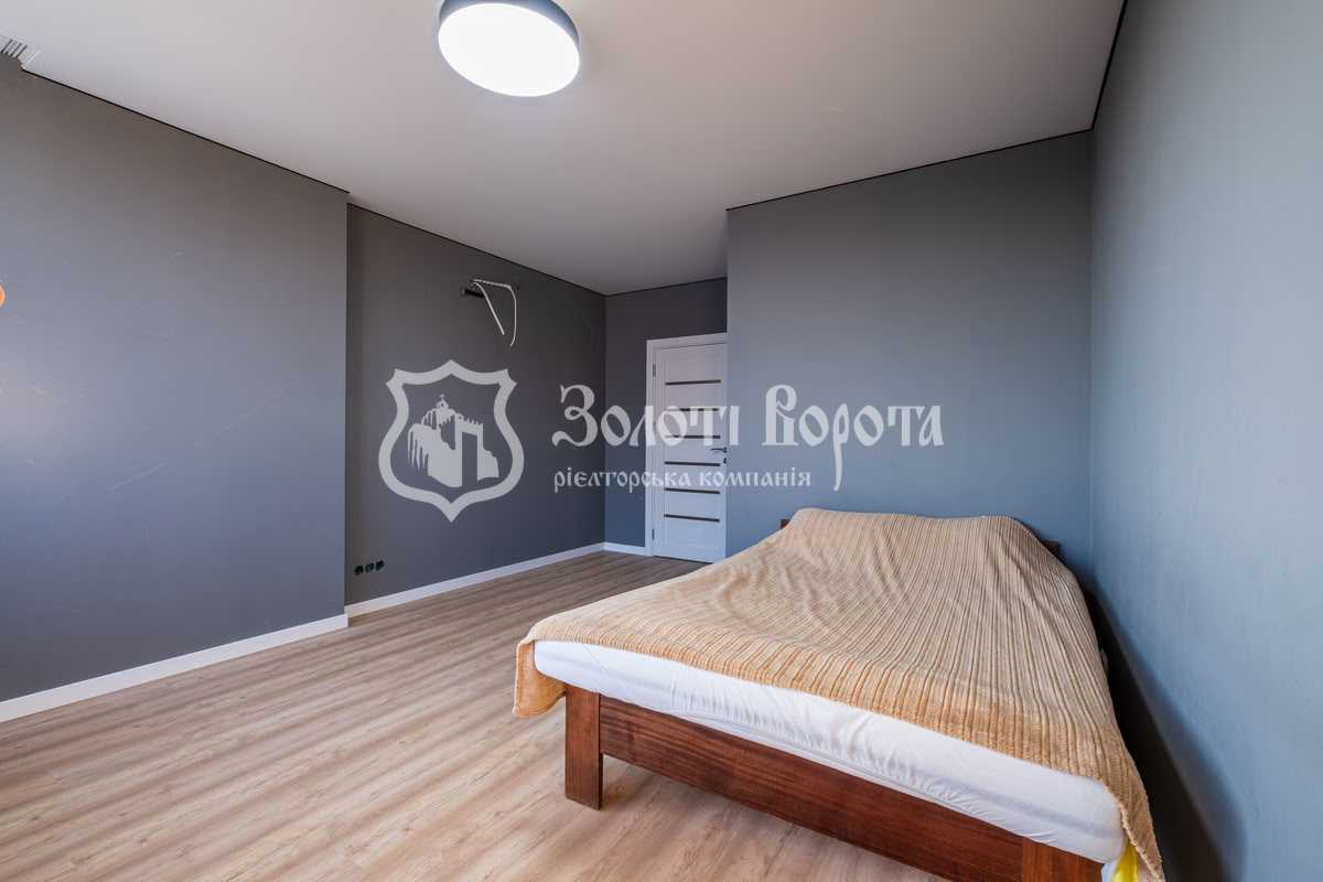 Продажа 3-комнатной квартиры 99.2 м², Соборная ул., 18