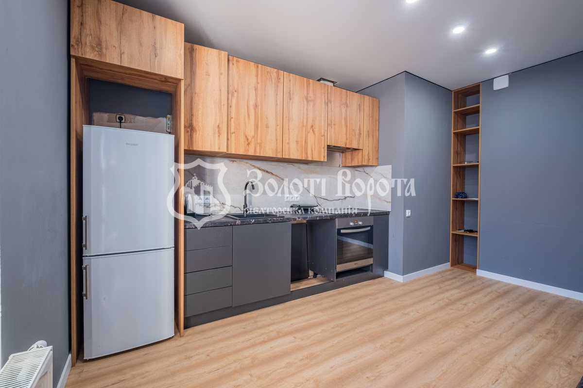 Продажа 3-комнатной квартиры 99.2 м², Соборная ул., 18