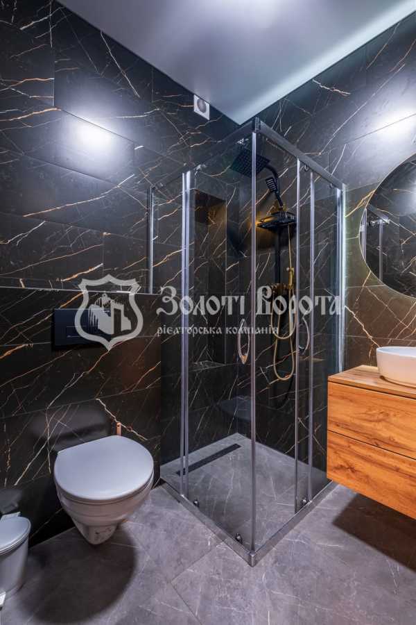 Продажа 3-комнатной квартиры 99.2 м², Соборная ул., 18
