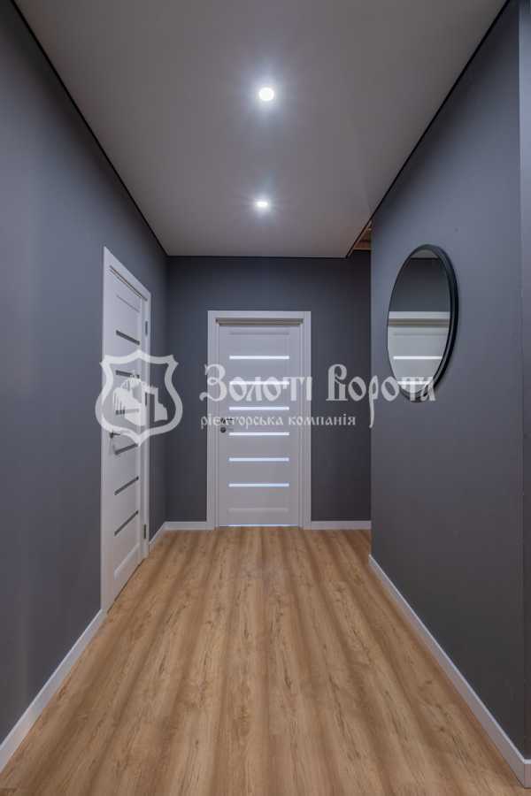 Продажа 3-комнатной квартиры 99.2 м², Соборная ул., 18
