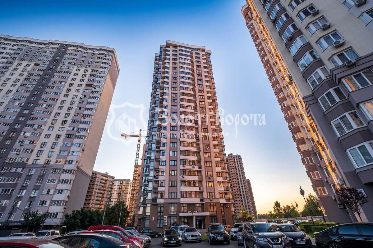 Продажа 3-комнатной квартиры 99.2 м², Соборная ул., 18