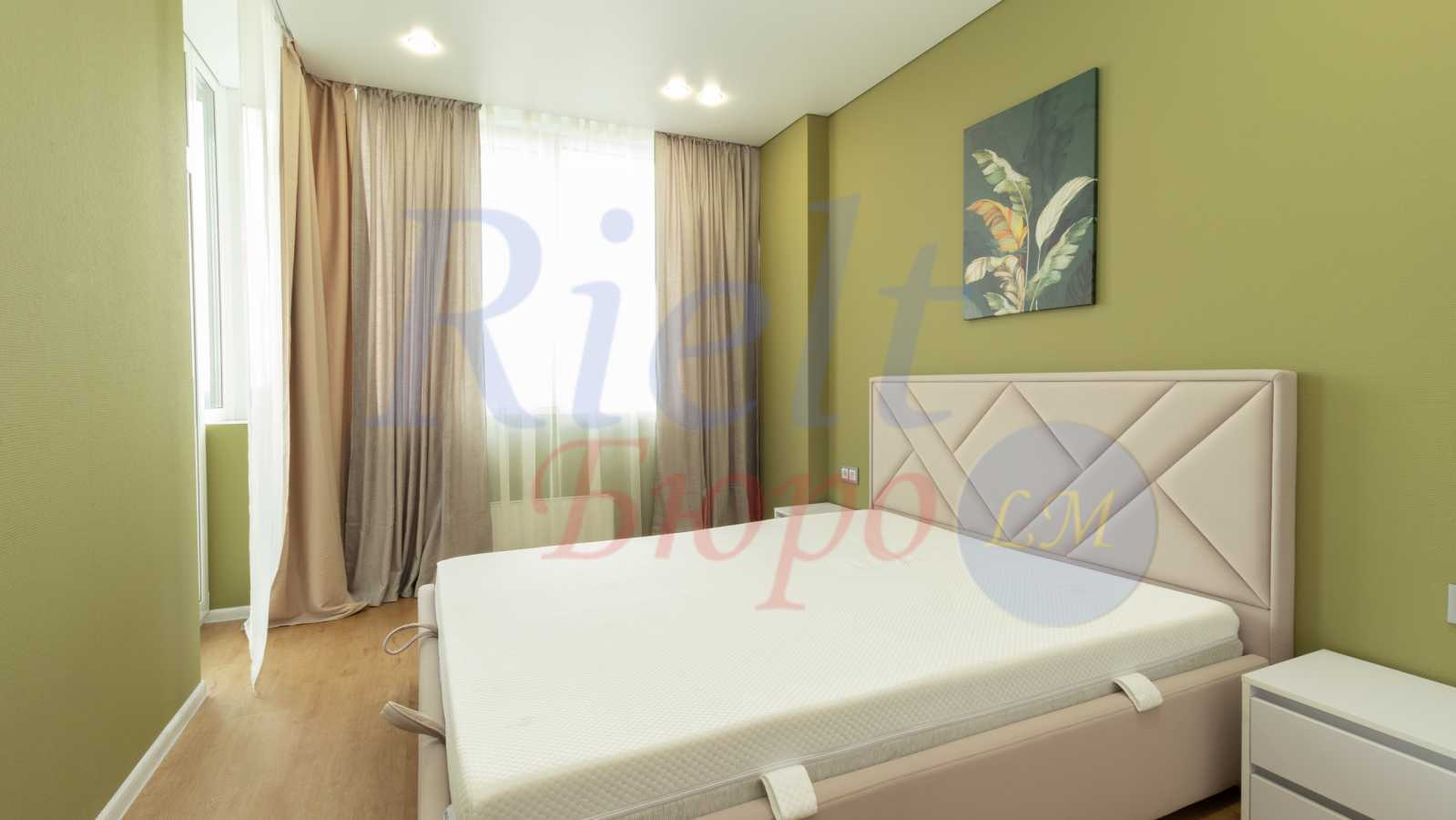 Оренда 3-кімнатної квартири 84 м², Олександра Олеся вул., 5А