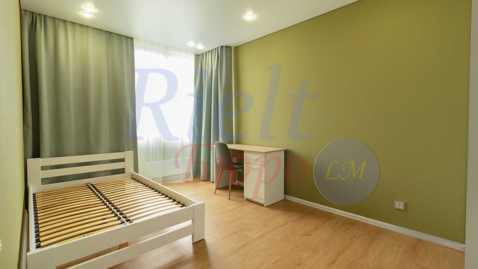 Оренда 3-кімнатної квартири 84 м², Олександра Олеся вул., 5А