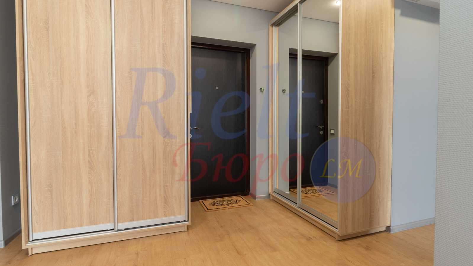 Оренда 2-кімнатної квартири 70 м², Олександра Олеся вул., 5а