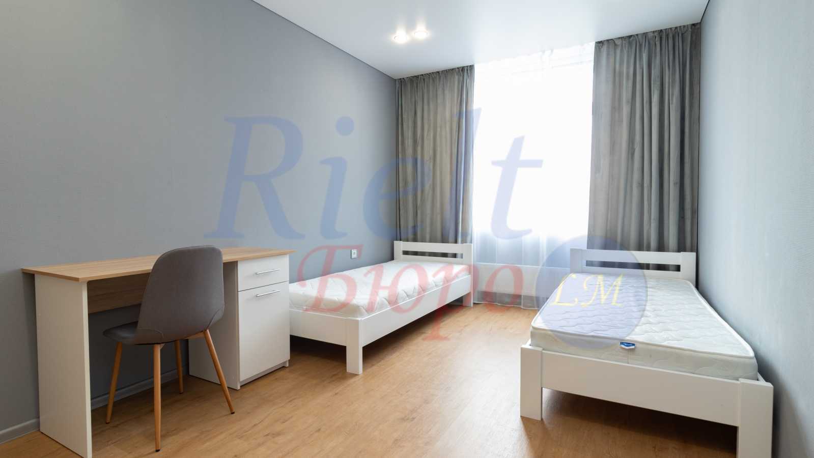 Оренда 2-кімнатної квартири 70 м², Олександра Олеся вул., 5а