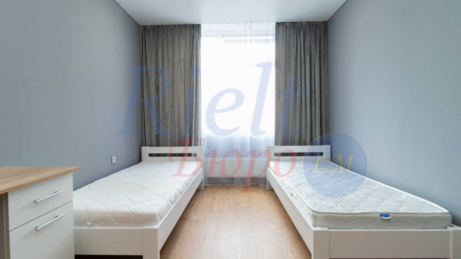 Оренда 2-кімнатної квартири 70 м², Олександра Олеся вул., 5а