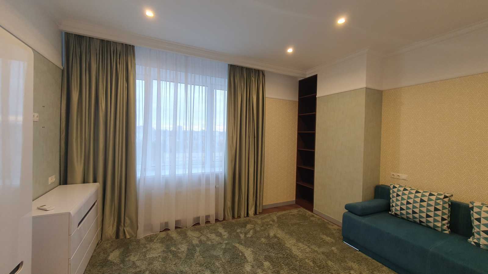 Оренда 2-кімнатної квартири 80 м², Маршала Тимошенка вул., 21/19