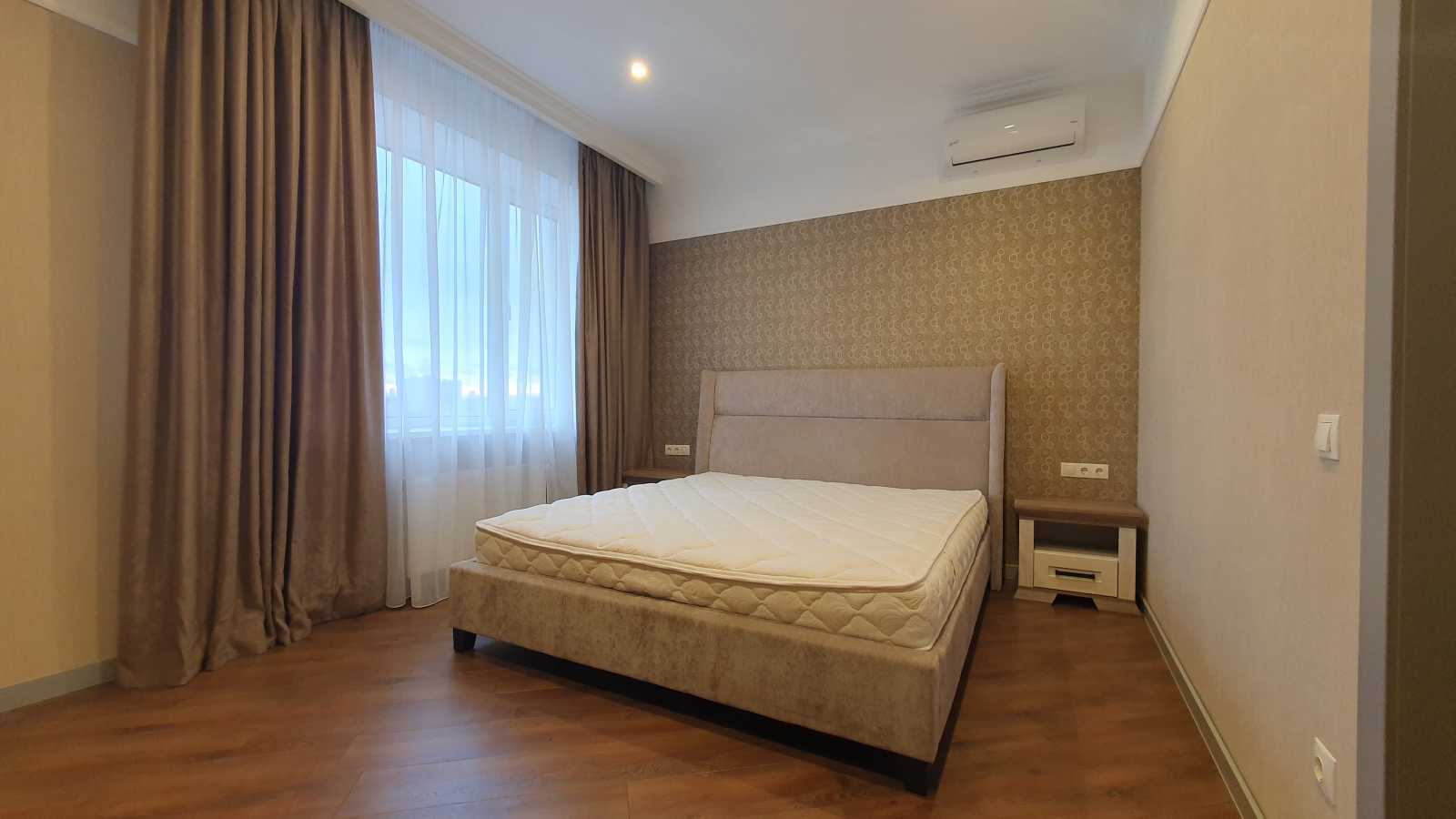 Оренда 2-кімнатної квартири 80 м², Маршала Тимошенка вул., 21/19