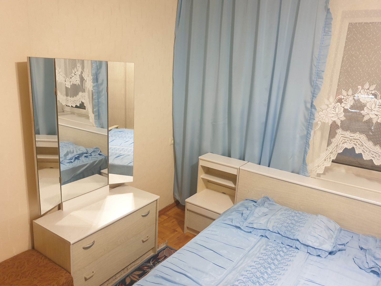 Аренда 3-комнатной квартиры 70 м², Днепровская наб., 7
