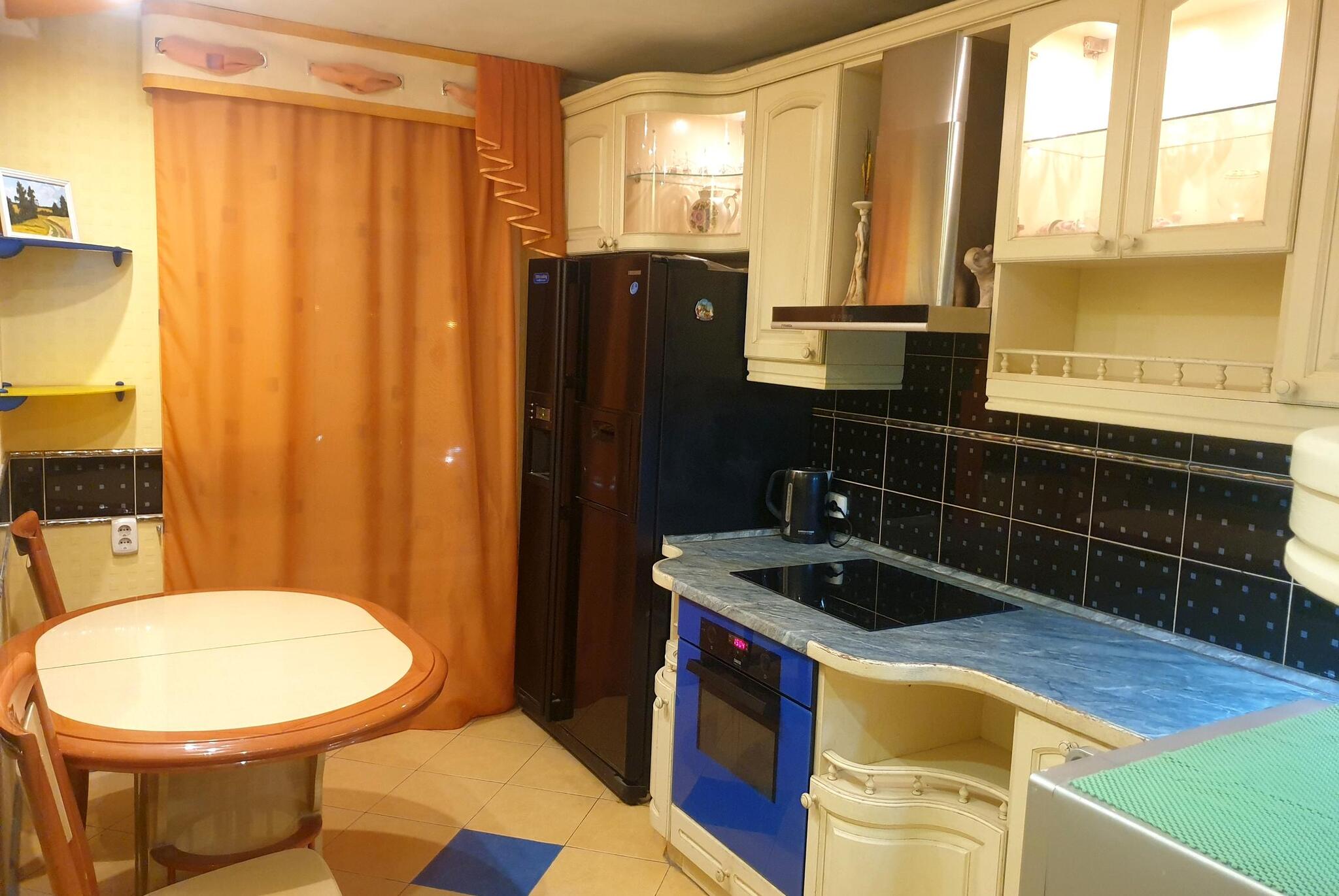 Аренда 3-комнатной квартиры 70 м², Днепровская наб., 7